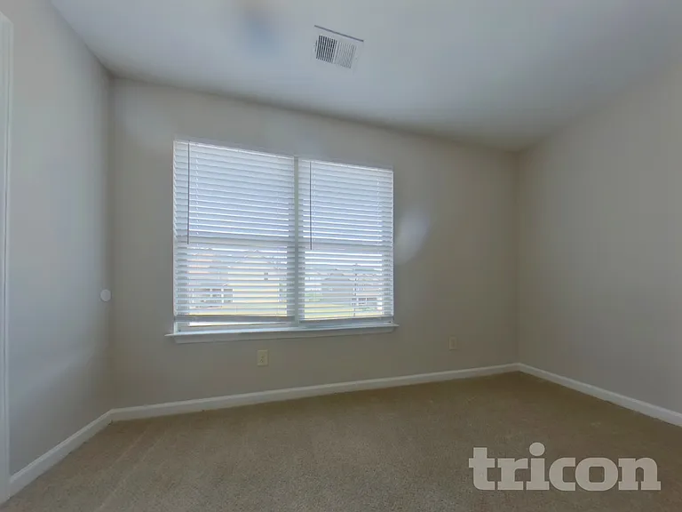35 Wyndham Ct SE — Photo 12