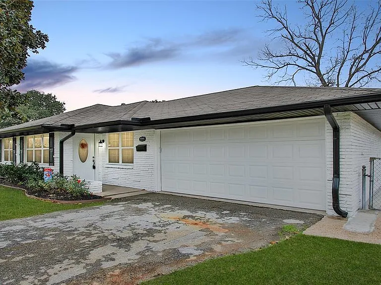 8741 Blankenship Dr — Photo 5