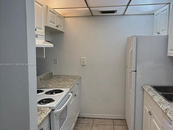 3rd image of 1750 N Congress Ave APT 307