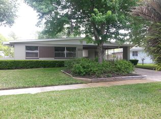 1931 Valens Dr E, Jacksonville, FL 32216