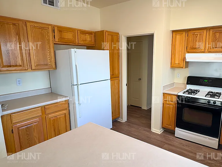 8309B W Sandia Cir SE — Photo 5