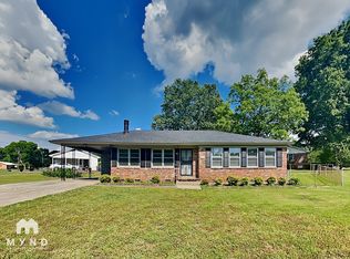 877 Twin Lake Dr NE, Birmingham, AL 35215