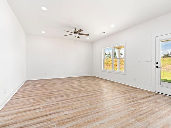 4th image of 7213 King Rd