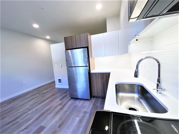 8922 N Kellogg St #B2-11