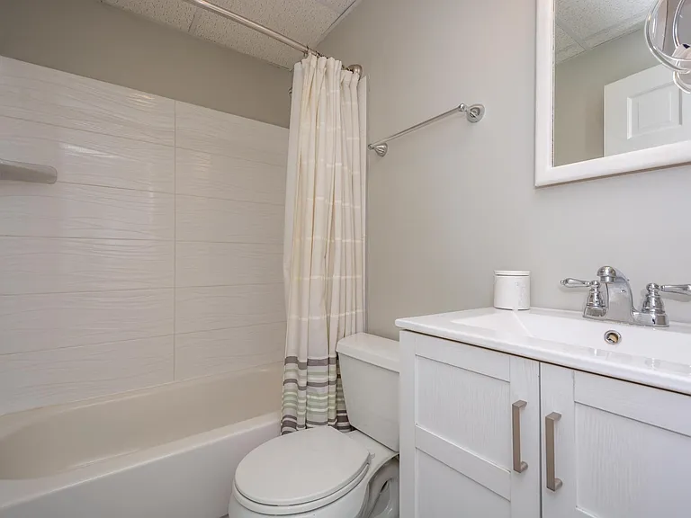 47 Shaw St #B — Photo 5