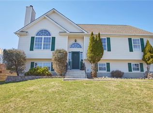 6 Barnard Ct, Highland Mills, NY