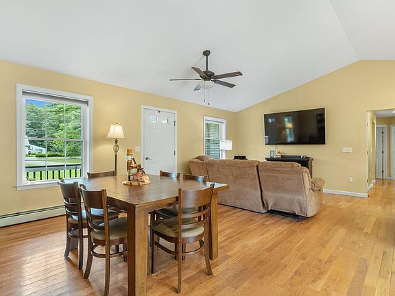 5th image of 363 Lebanon Road