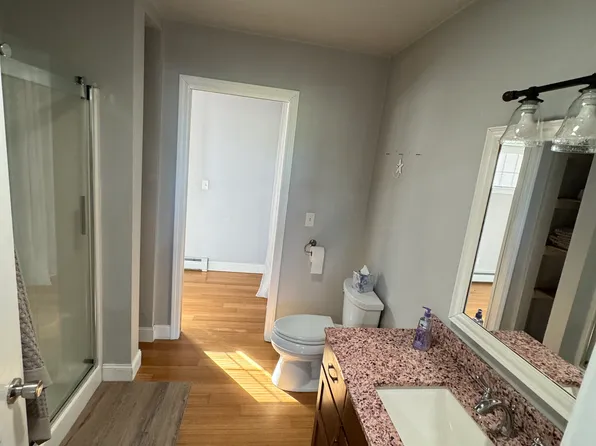 28 Staples St APT 1, Old Orchard Beach, ME 04064