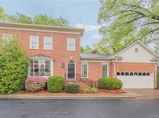 1227 Wareham Ct, Charlotte, NC 28207
