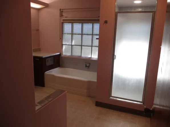 1640 W Michigan Ave, Stockton, CA 95204