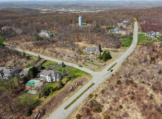 8 Triple Crown Dr, Sparta Twp., NJ 07871