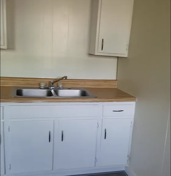 207 S Powell St — Photo 18