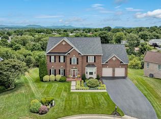 2120 River Oaks Dr, Salem, VA 24153