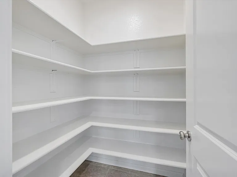 5319 Hames Valley Ln — Photo 12