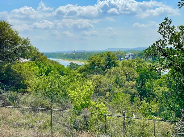 403 Sunset Drive, Llano, TX 78643