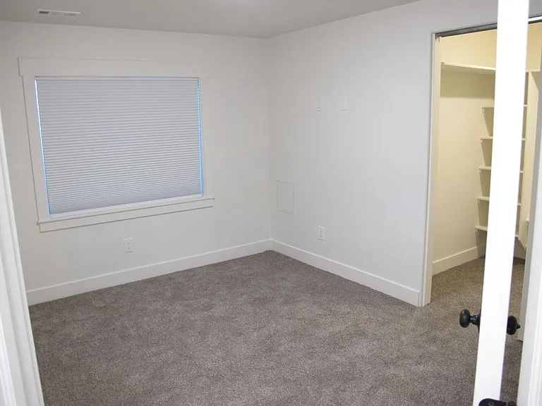 2037 S Bridle Cir — Photo 13