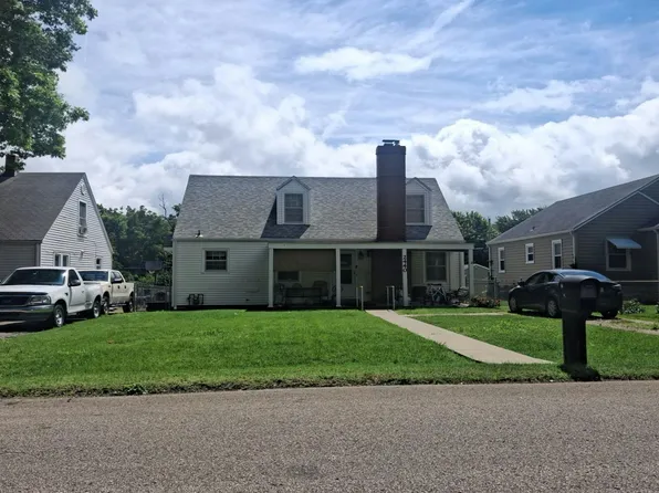 2440 SE Maryland Ave, Topeka, KS 66605