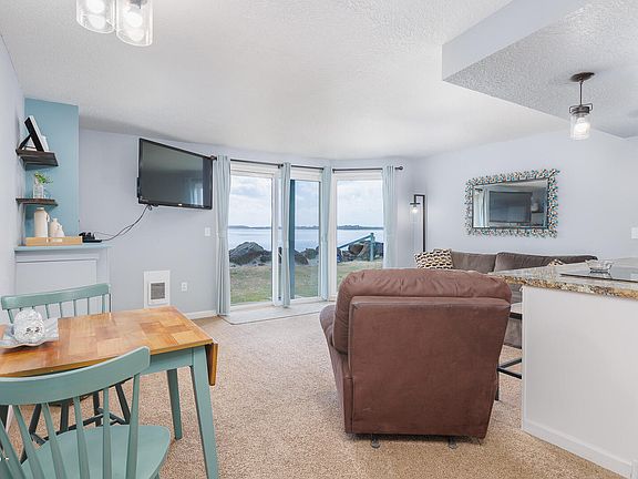 5th image of 1116 SW 51st St Unit 107