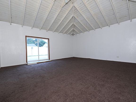 5th image of 2908 Mildred Dr