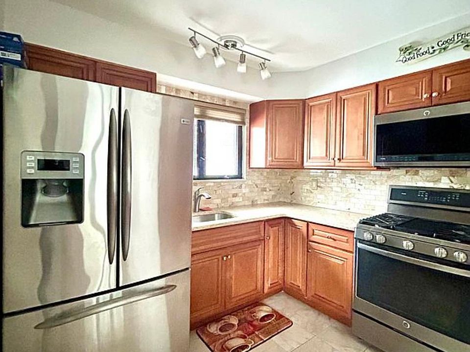 1st image of 81-04 153rd Ave #2