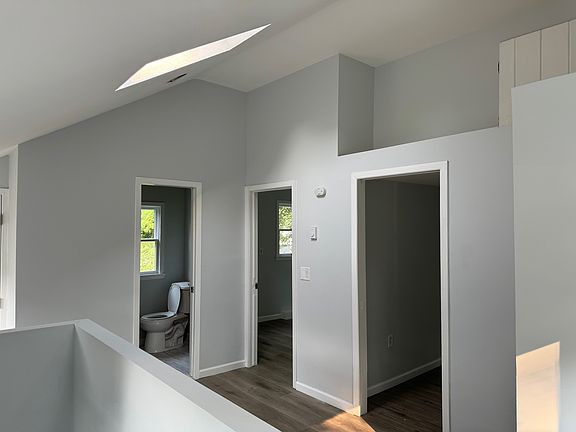 4th image of 1 Linden Pl #2