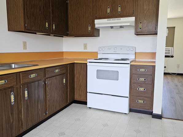 (undisclosed Address)