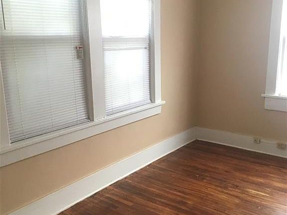 5th image of 835 N McNeil St