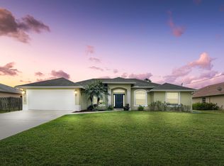6530 NW Molton Cir, Port Saint Lucie, FL 34983