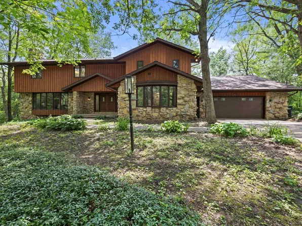 7795 Cherry Wood Ln, Verona, WI 53593