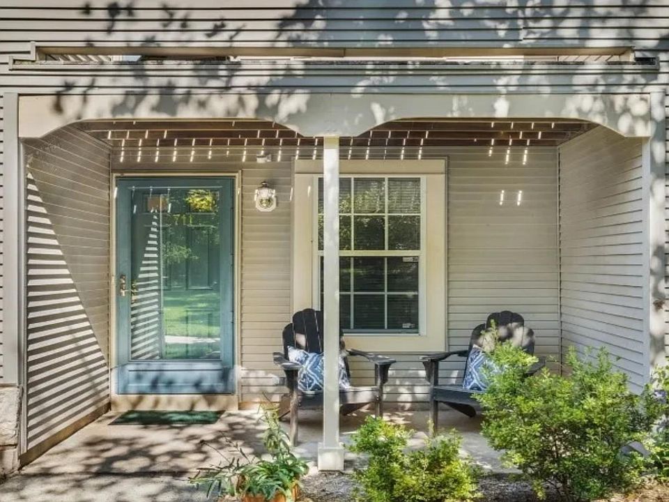 1st image of 2711 Packer Ct