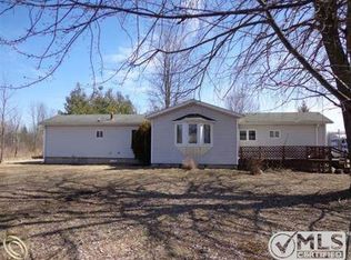 1672 Allen Rd, Kimball, MI 48074