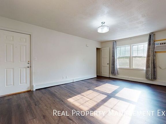 4th image of 321 N Duluth Ave #3