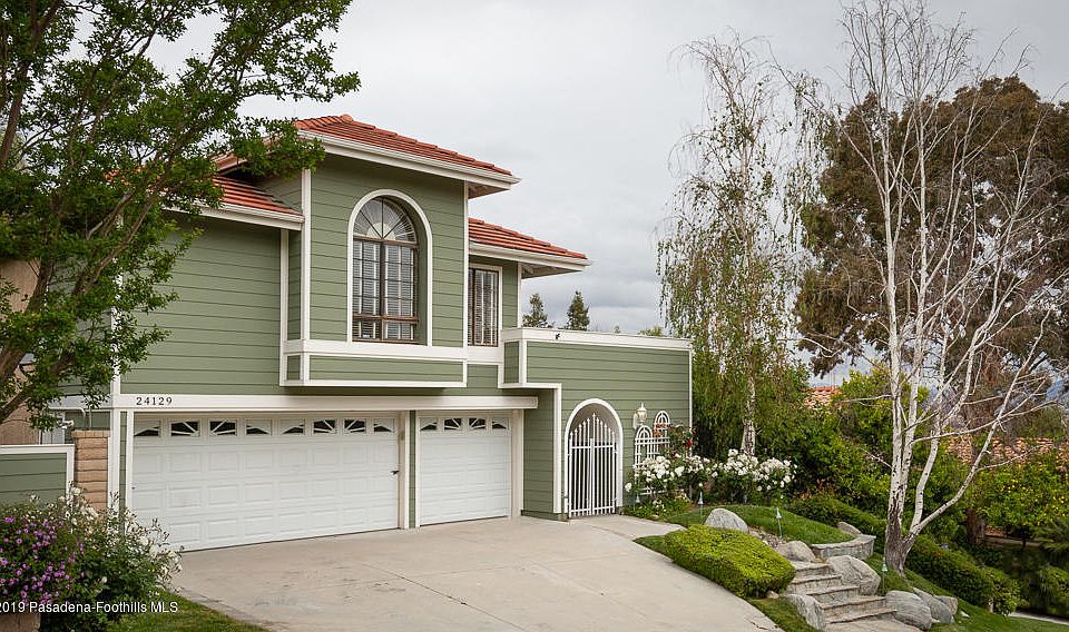 1st image of 24129 Creekside Dr