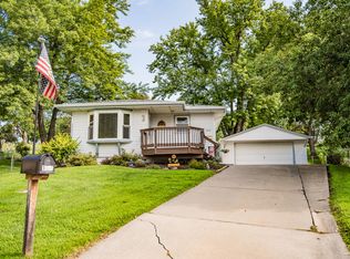 1033 N Walnut St, Glenwood, IA 51534
