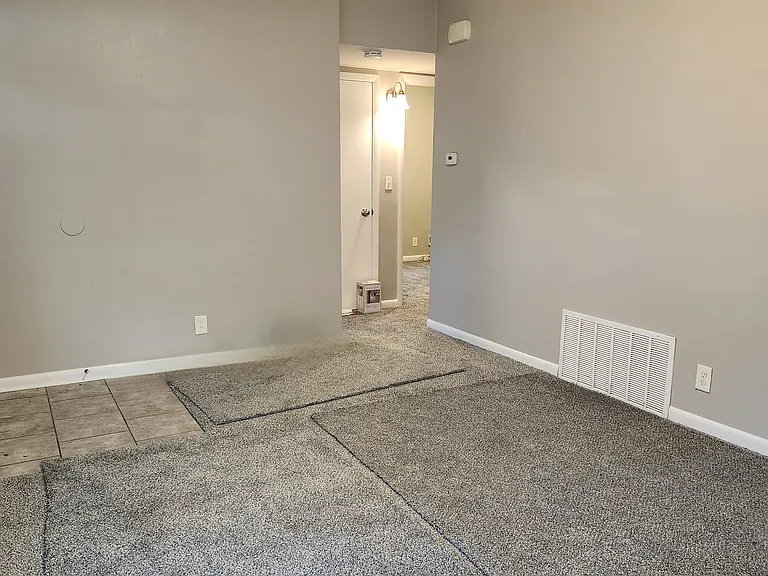 4418 Vernon Ave — Photo 11