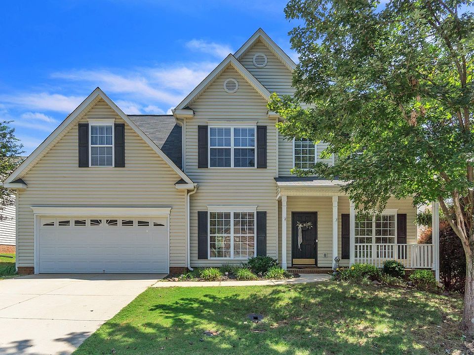 1st image of 8 Montreat Ln