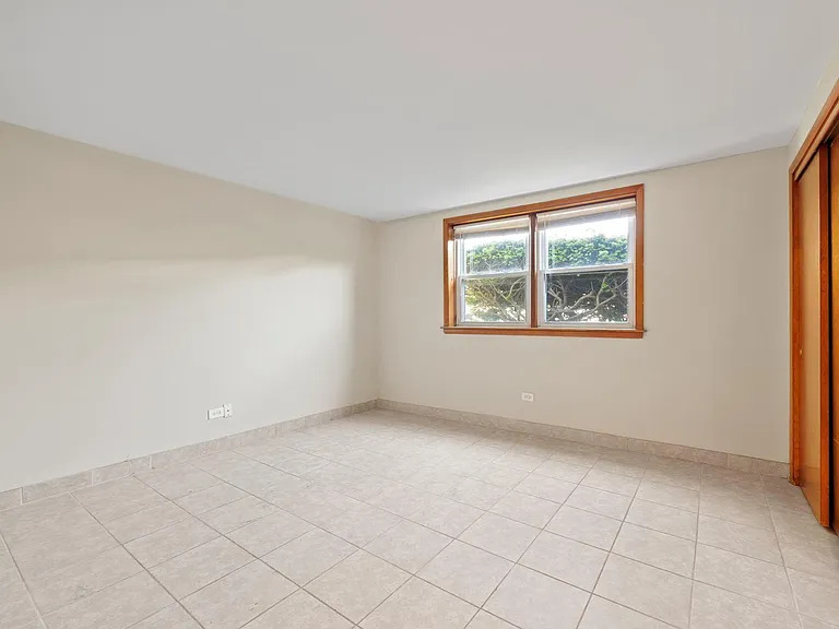 8440 W 95th St #3 — Photo 8