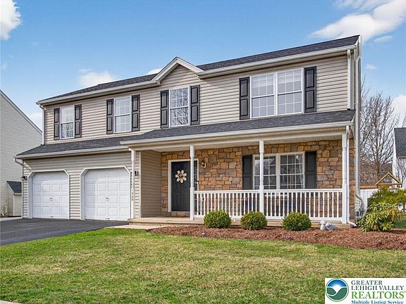 2nd image of 1749 Red Bud Rd