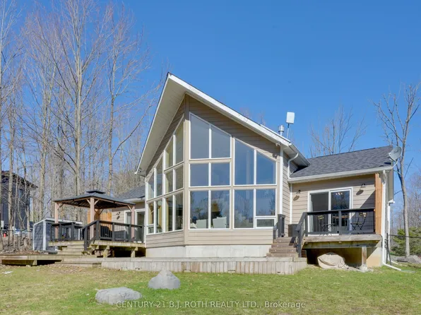 46 Slalom Dr, Moonstone, ON L0K 1N0