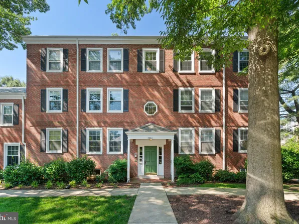 2960 S Columbus St APT A2, Arlington, VA 22206
