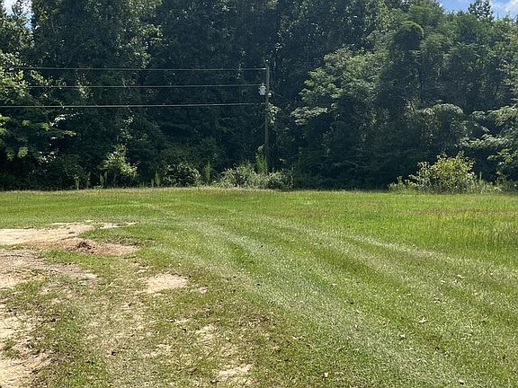 2nd image of 2124 County Road 1149