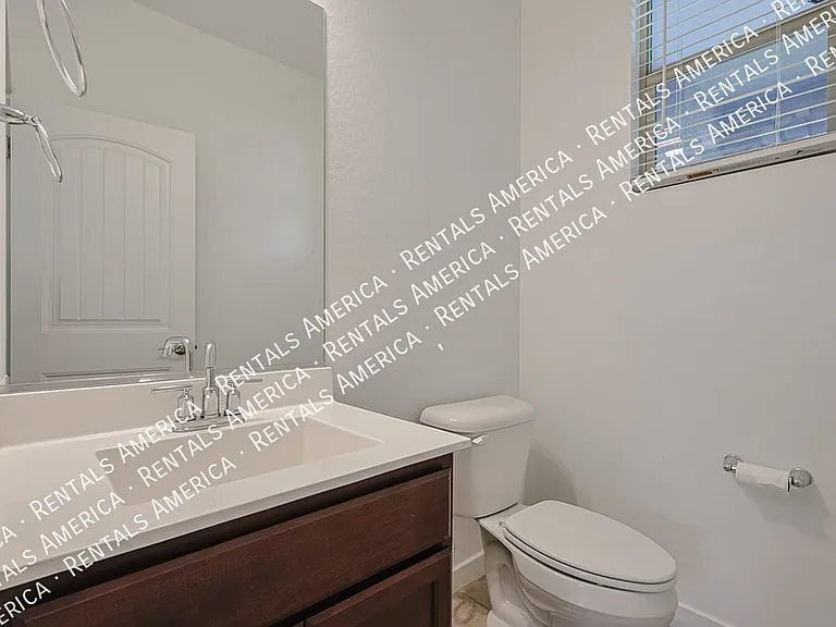 6038 W Hartford Ct — Photo 31