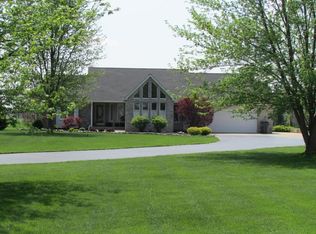 8945 Chamberlin Rd, London, OH 43140