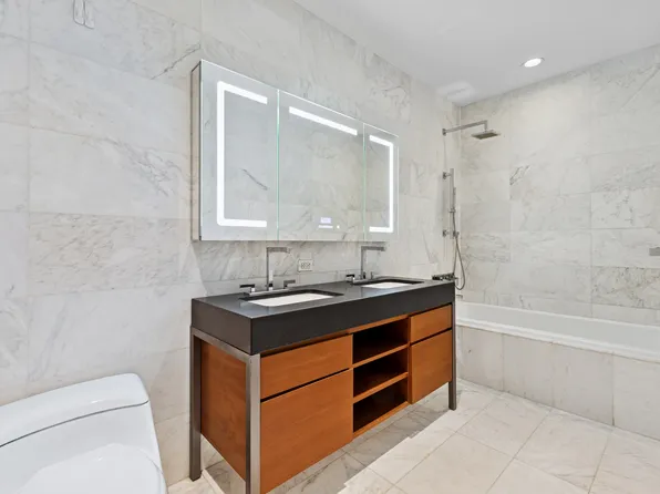 75 Wall Street image 8 of 10