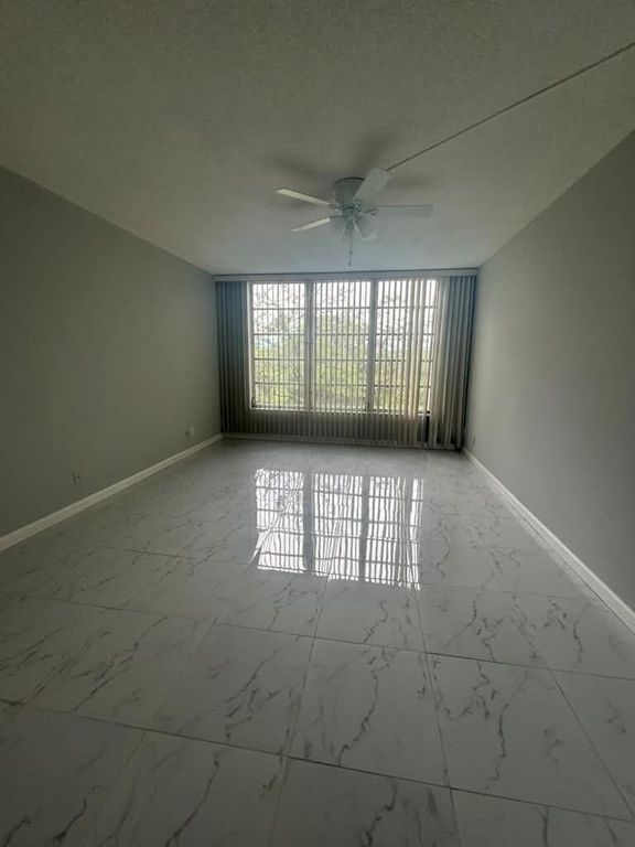 2661 S COURSE Drive #306, photo 8