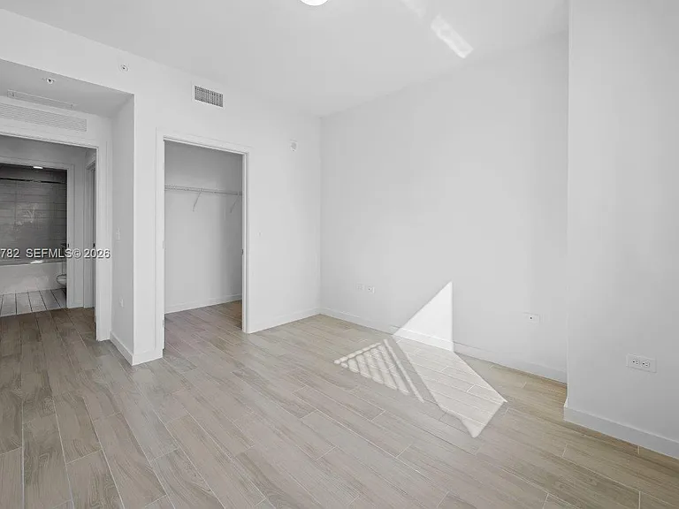 999 SW 1st Ave #2911 — Photo 8