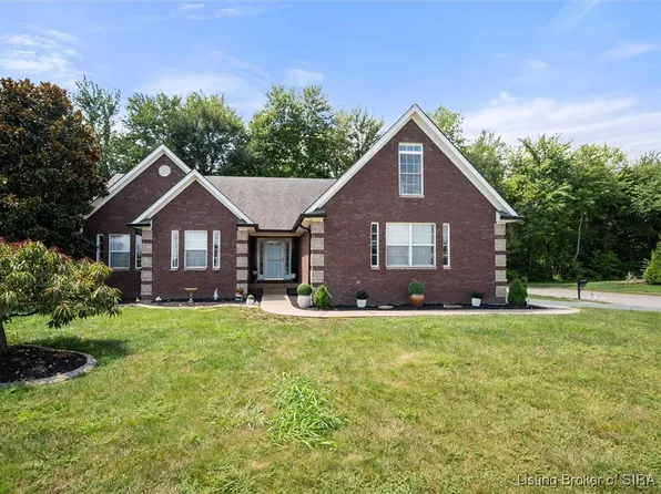 5600 Buckthorne Drive, Jeffersonville, IN 47130