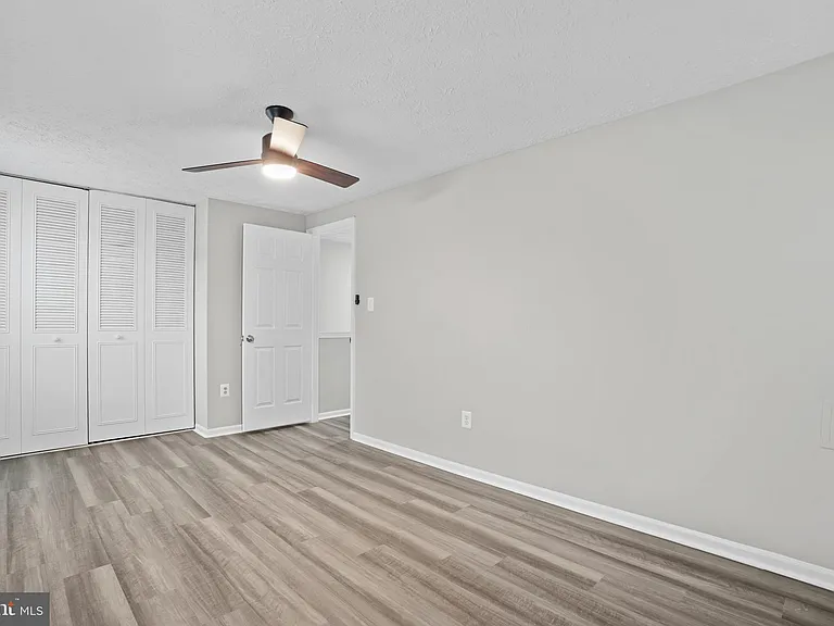 10506 Lime Tree Way — Photo 28