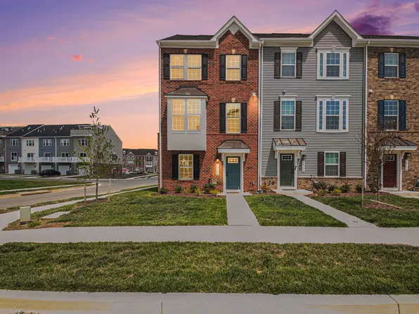 16100 Meadow Glenn Dr, Bowie, MD 20716