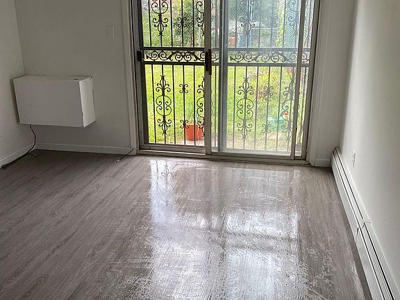 4th image of 24669 61st Ave Floor 1